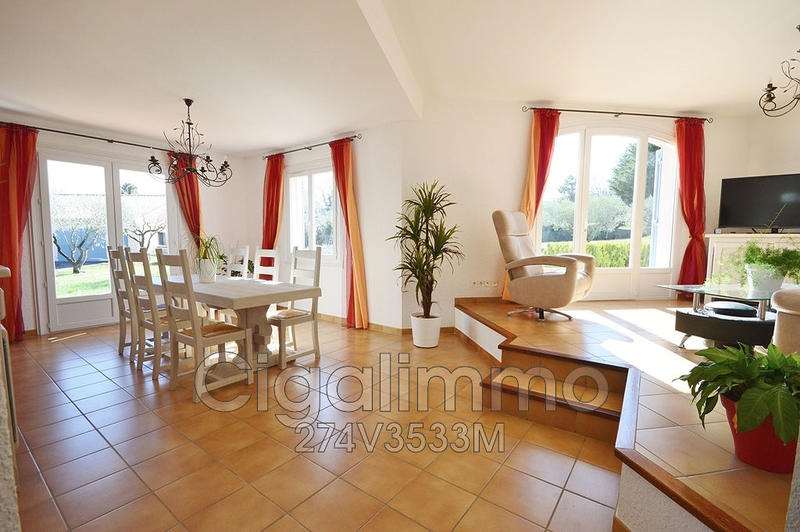 Maison - 140 m² - 10 pièces