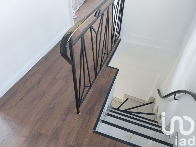 Maison - 83 m² - 5 pièces