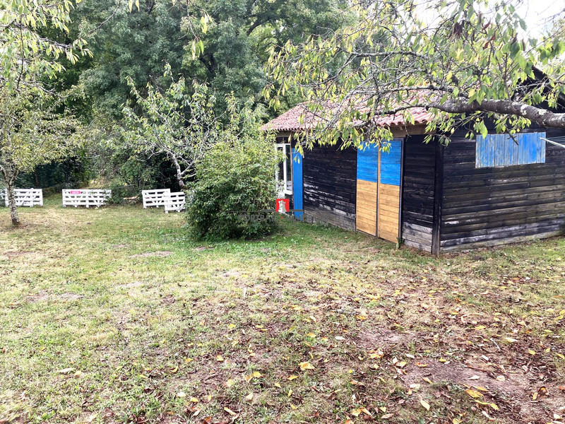 Maison - 220 m² - 6 pièces