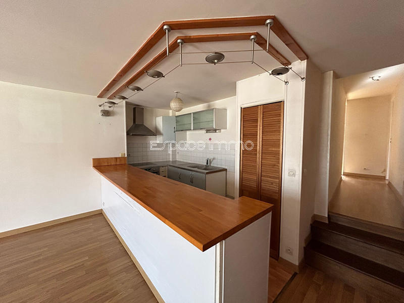 Appartement - 70 m² - 3 pièces