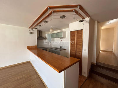 Appartement - 70 m² - 3 pièces