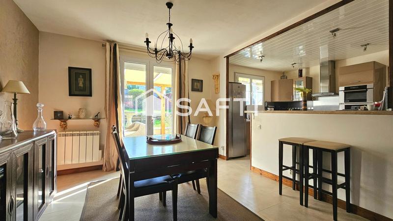 Maison - 94 m² - 5 pièces