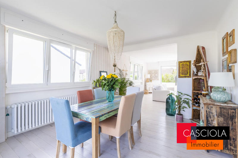 Maison - 133 m² - 6 pièces