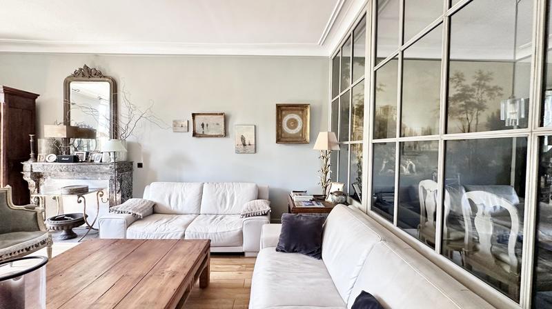 Maison bourgeoise - 330 m² - 9 pièces