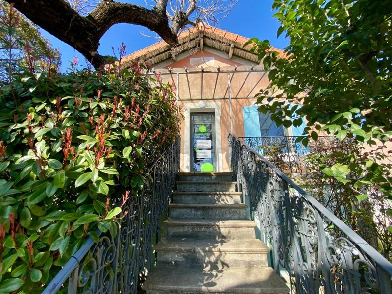 Bureau - 84 m² - 4 pièces