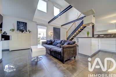 Maison - 115 m² - 6 pièces