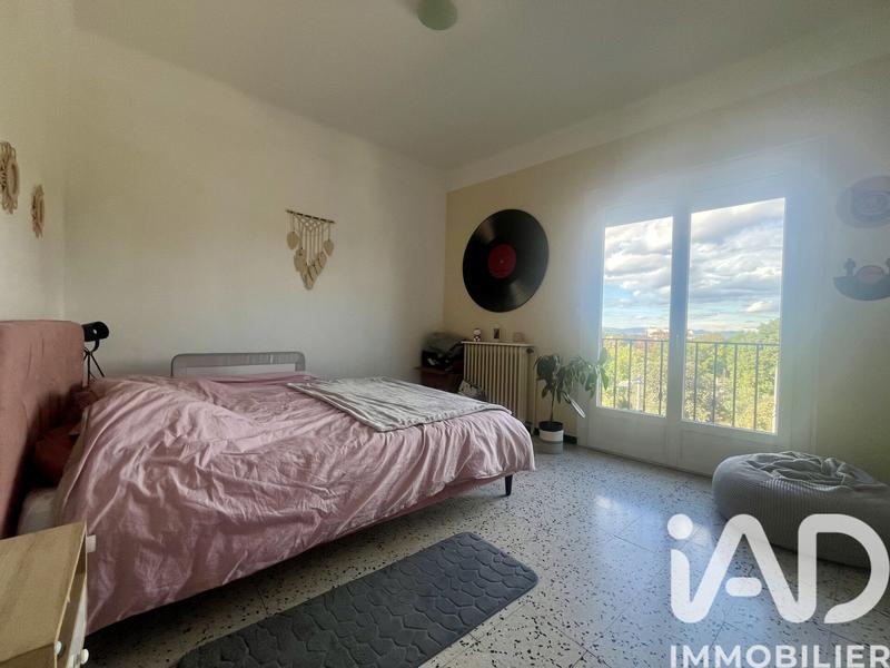 Appartement - 79 m² - 3 pièces