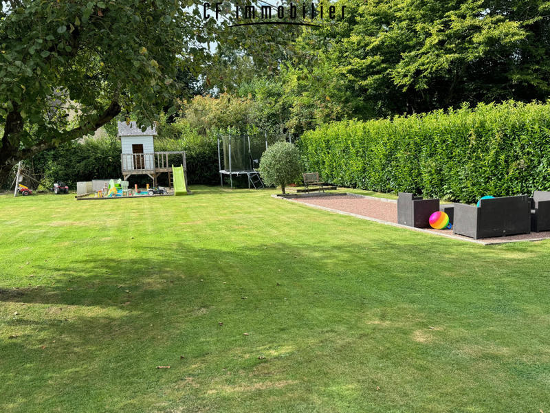 Maison - 104 m² - 5 pièces