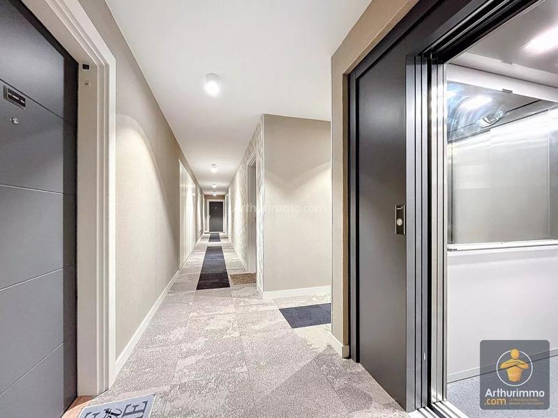 Appartement - 83 m² - 4 pièces