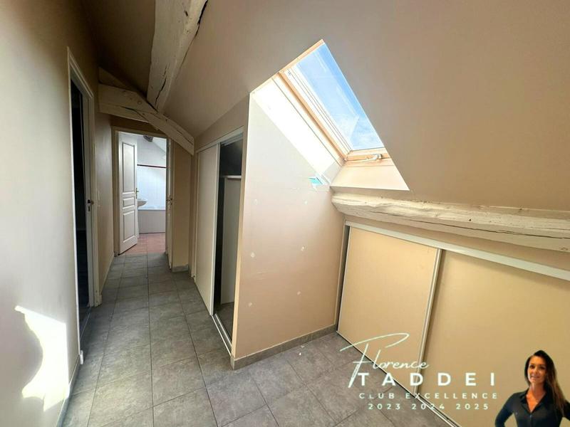 Appartement - 85 m² - 4 pièces