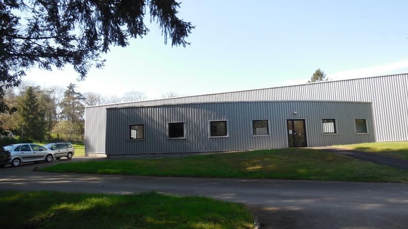 Maison - 5 000 m² - 50 pièces