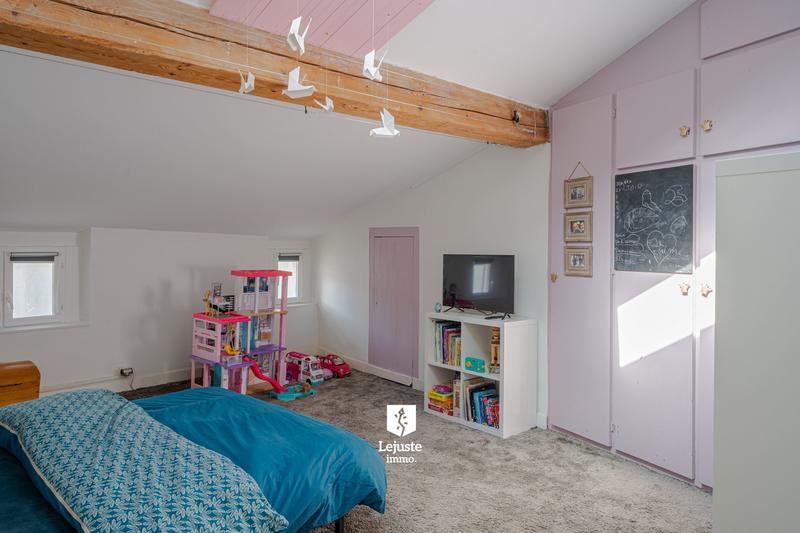 Maison - 110 m² - 4 pièces