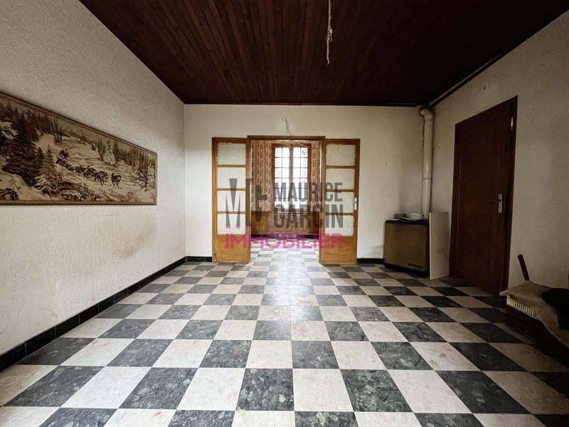 Maison - 200 m² - 6 pièces