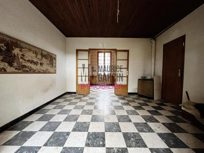 Maison - 200 m² - 6 pièces