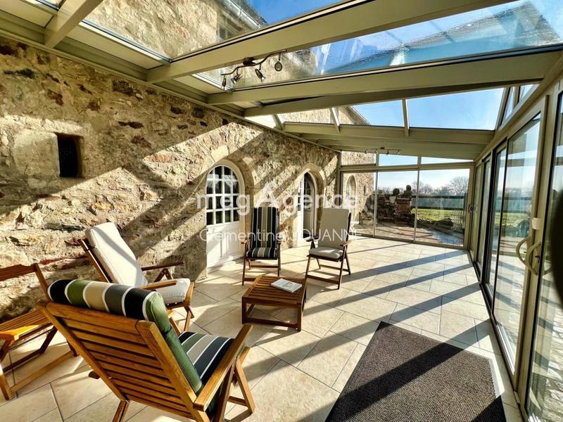 Maison - 190 m² - 6 pièces