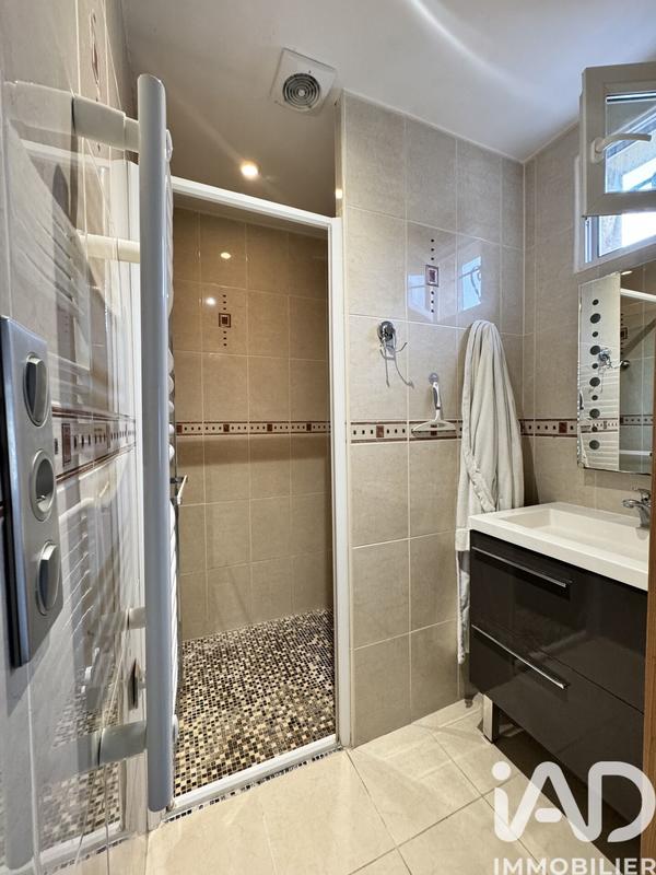 Maison - 142 m² - 7 pièces