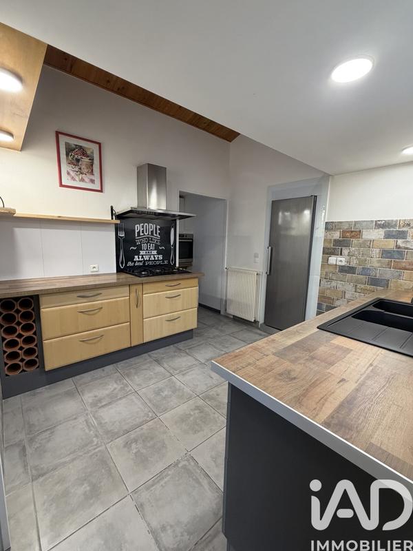 Maison - 197 m² - 7 pièces