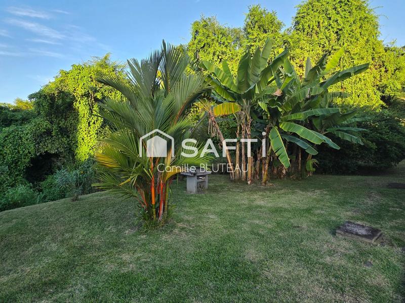 Maison - 140 m² - 8 pièces