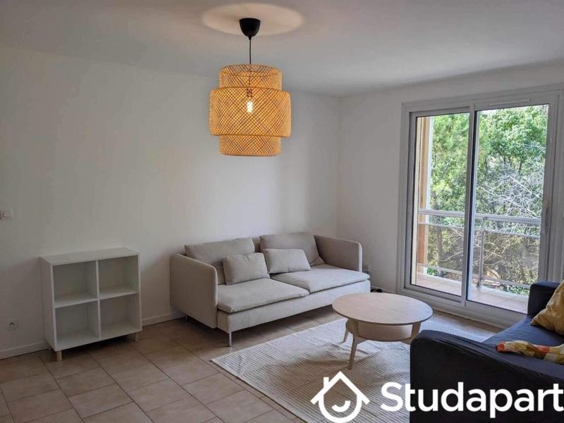 Chambre - 15 m² - 1 pièce