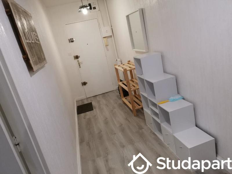 Chambre - 12 m² - 1 pièce