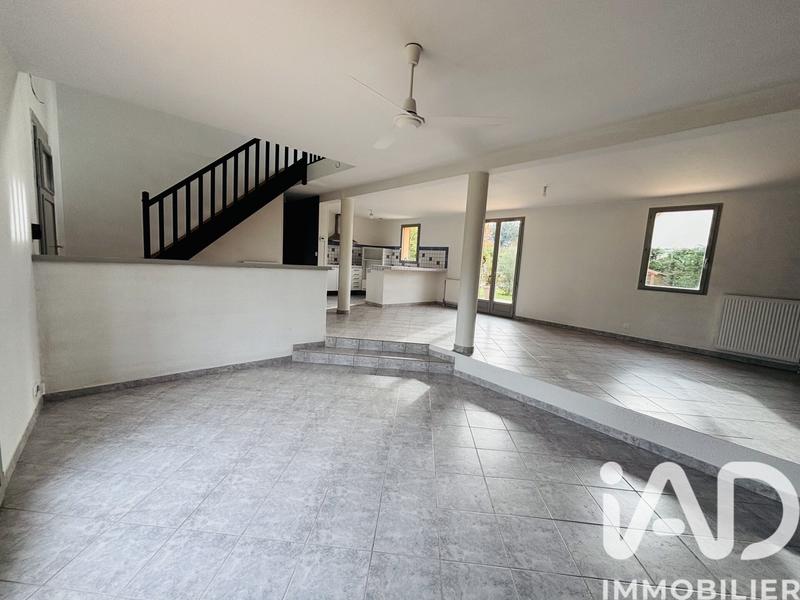 Maison - 150 m² - 9 pièces