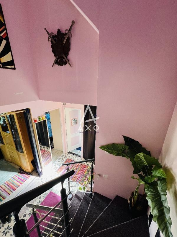 Maison - 120 m² - 8 pièces