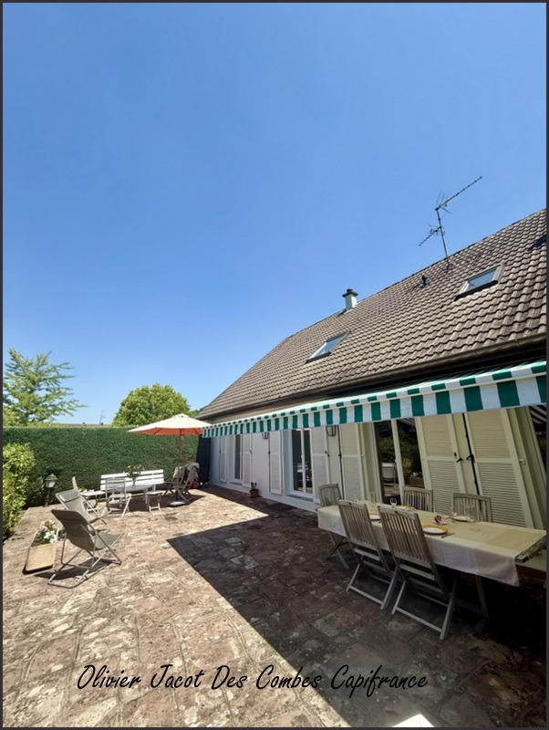 Maison - 185 m² - 6 pièces