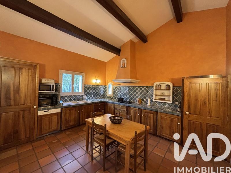 Maison - 177 m² - 6 pièces