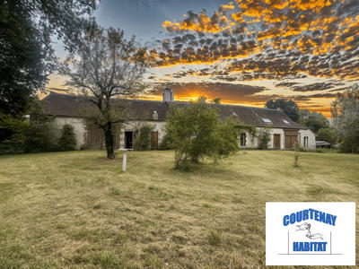 Maison traditionnelle - 161 m² - 4 pièces