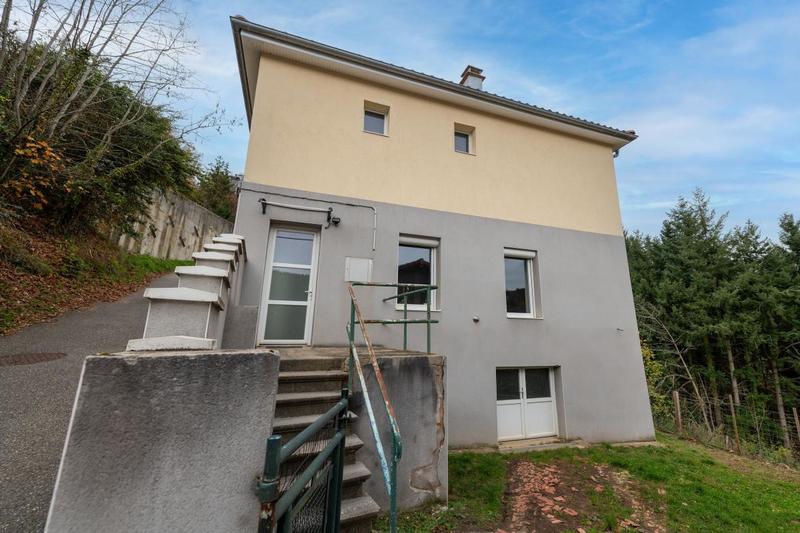 Maison - 84 m² - 4 pièces