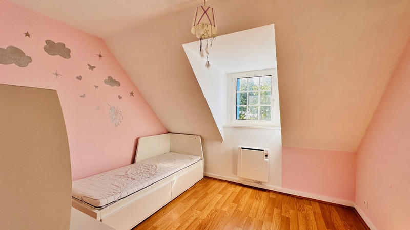 Maison - 153 m² - 8 pièces