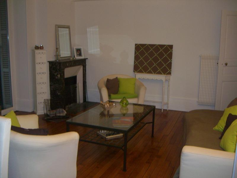 Appartement ancien - 83 m² - 3 pièces