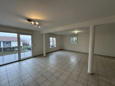 Appartement - 140 m² - 6 pièces