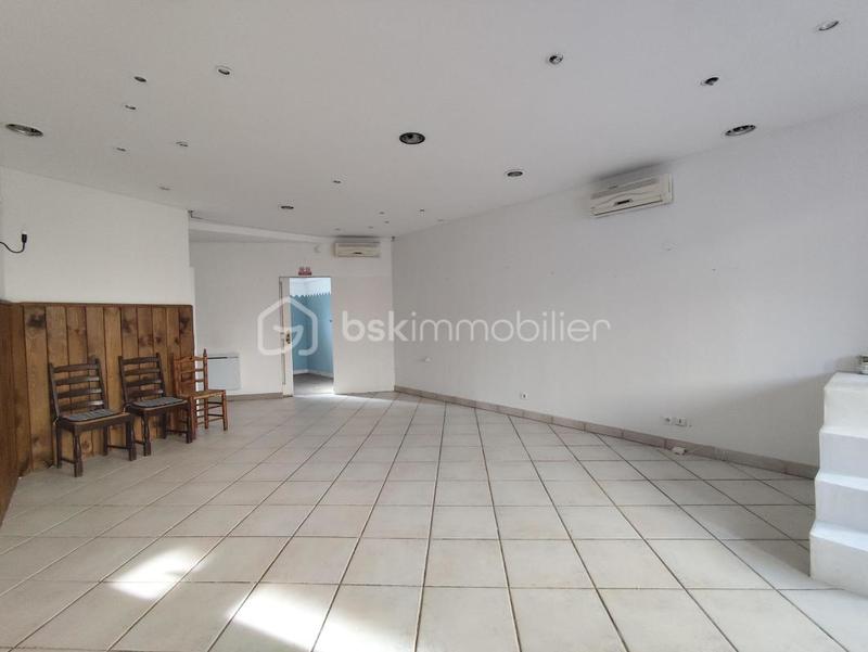 Immeuble - 140 m² - 7 pièces