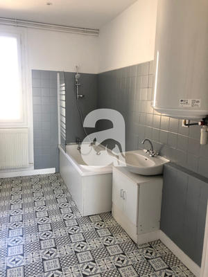 Appartement - 108 m² - 3 pièces