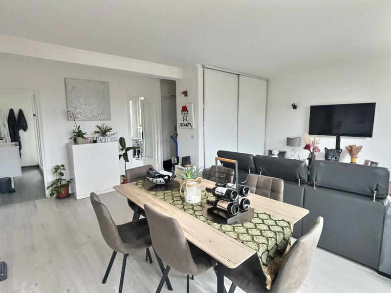 Appartement - 61 m² - 3 pièces