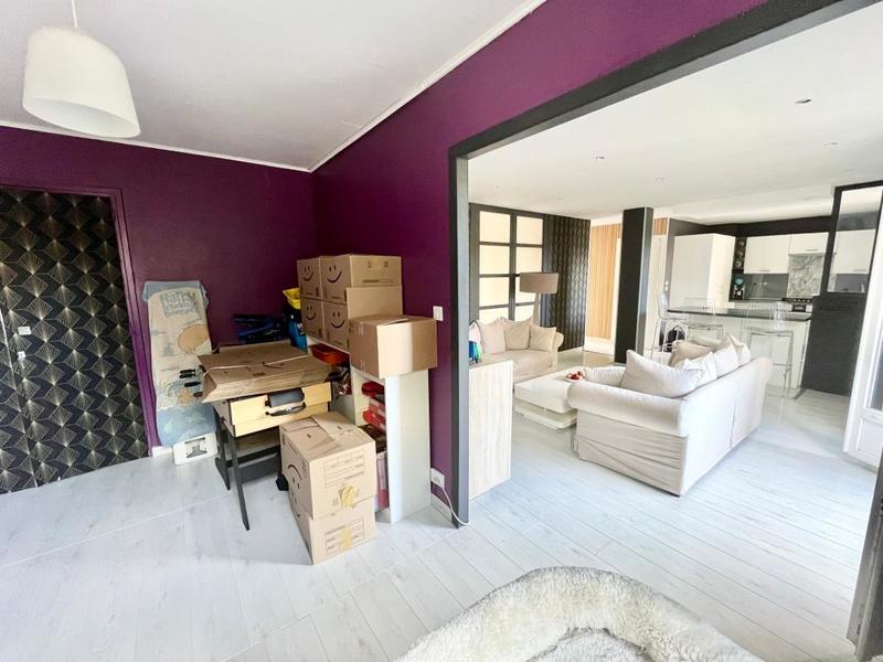 Appartement - 85 m² - 4 pièces