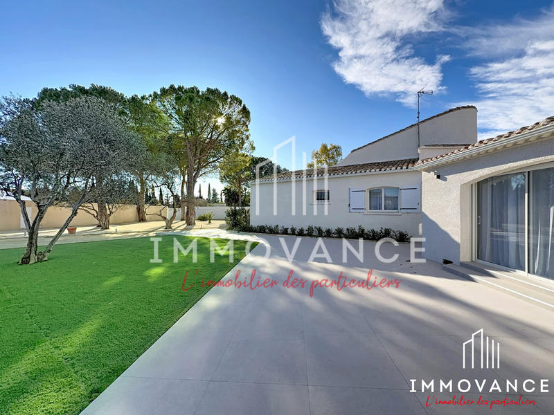 Villa - 277 m² - 6 pièces