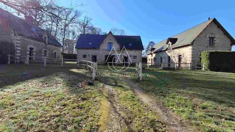 Château - 700 m² - 20 pièces