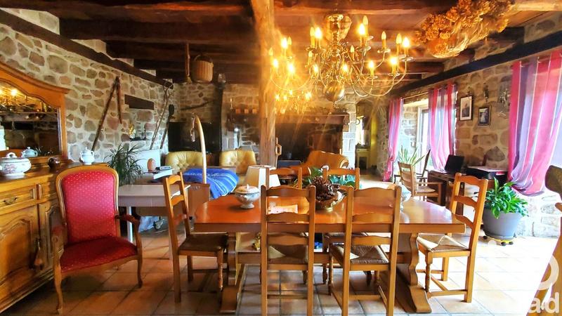 Maison - 148 m² - 7 pièces