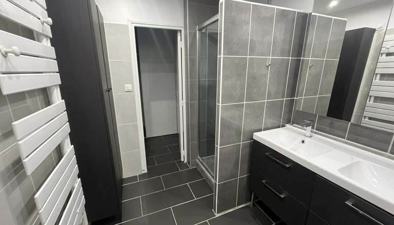 Appartement - 80 m² - 3 pièces