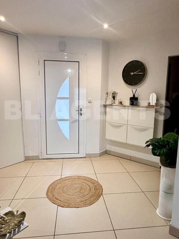 Maison - 173 m² - 8 pièces