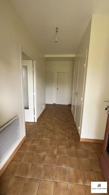 Maison - 83 m² - 4 pièces