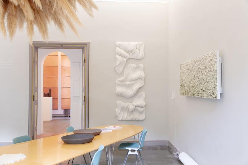 Exposition : à l'accélération et à l'oubli