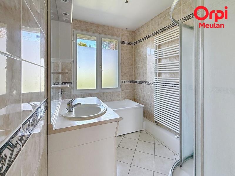 Maison - 143 m² - 8 pièces