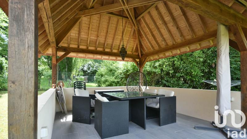 Maison - 174 m² - 7 pièces