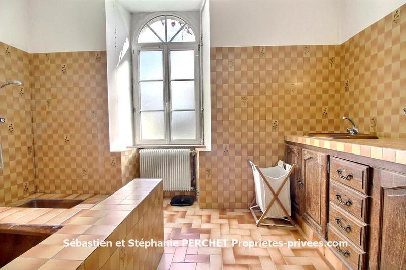 Maison - 203 m² - 8 pièces