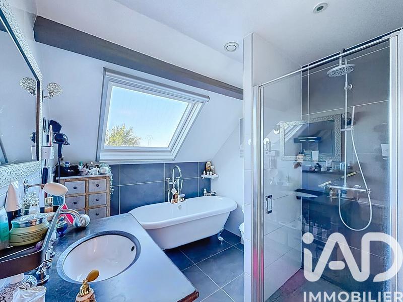 Maison - 162 m² - 6 pièces