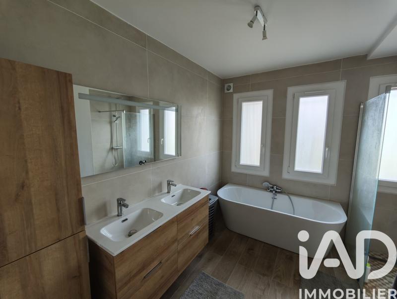 Maison - 117 m² - 5 pièces