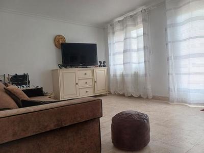 Maison - 170 m² - 8 pièces